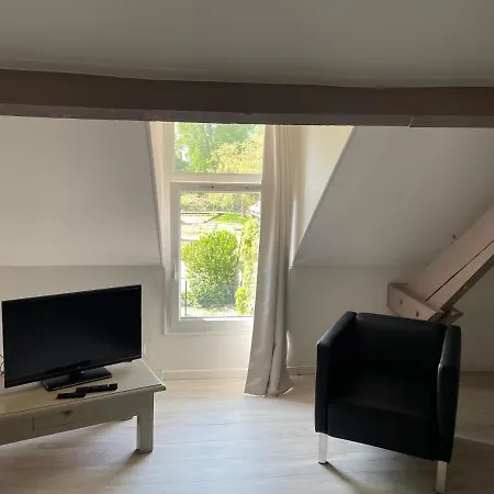 D'hotes La Chaiserie Bed & Breakfast