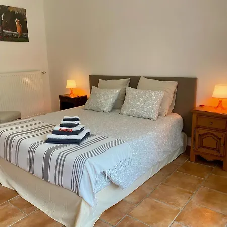 Couette-café D'hotes La Chaiserie 3*