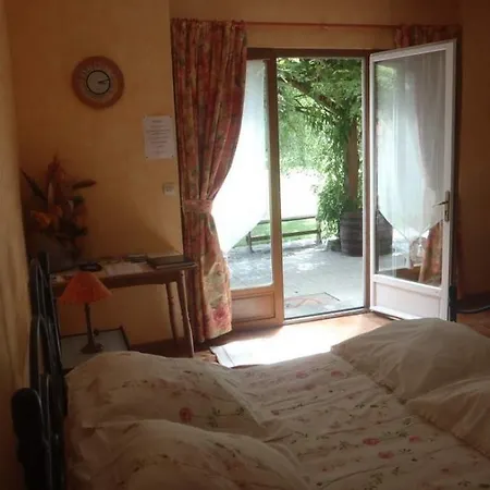 D'hotes La Chaiserie Couette-café 3*